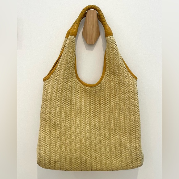 Banana Republic shoulder bag/purse - Picture 1 of 6